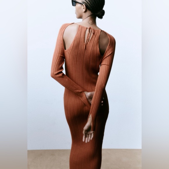Zara Knit Dress - Picture 7 of 10